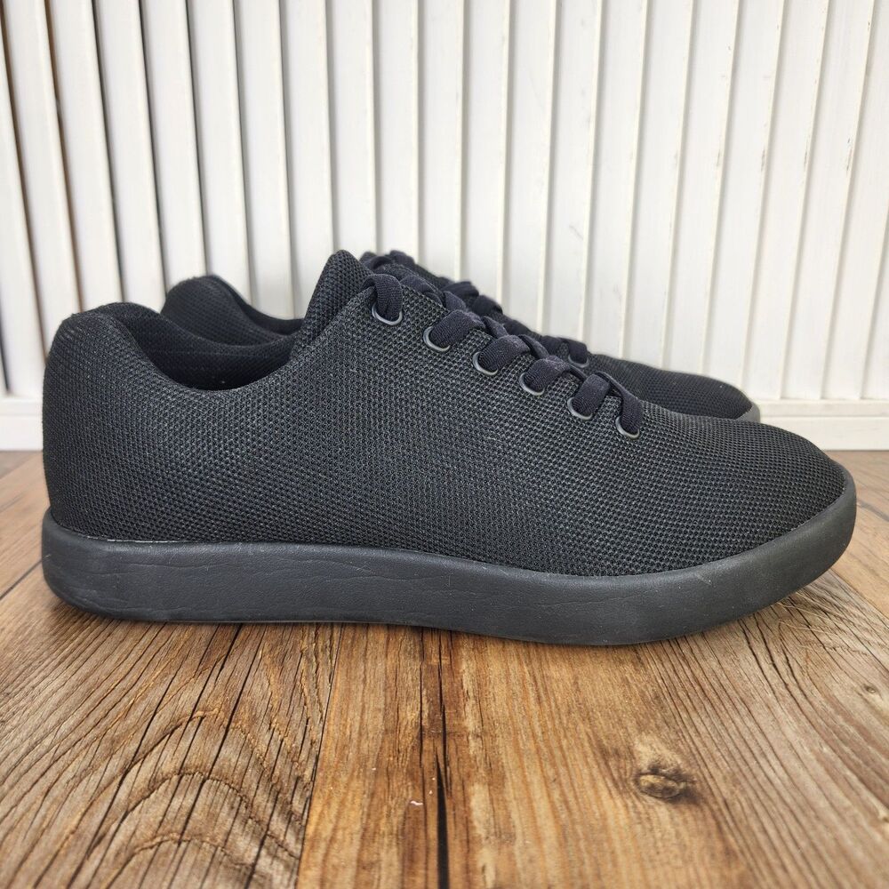 Atoms Model 000 Sneakers Mens 8.75 Womens 10.25 Triple Black Everyday Knit Shoes
